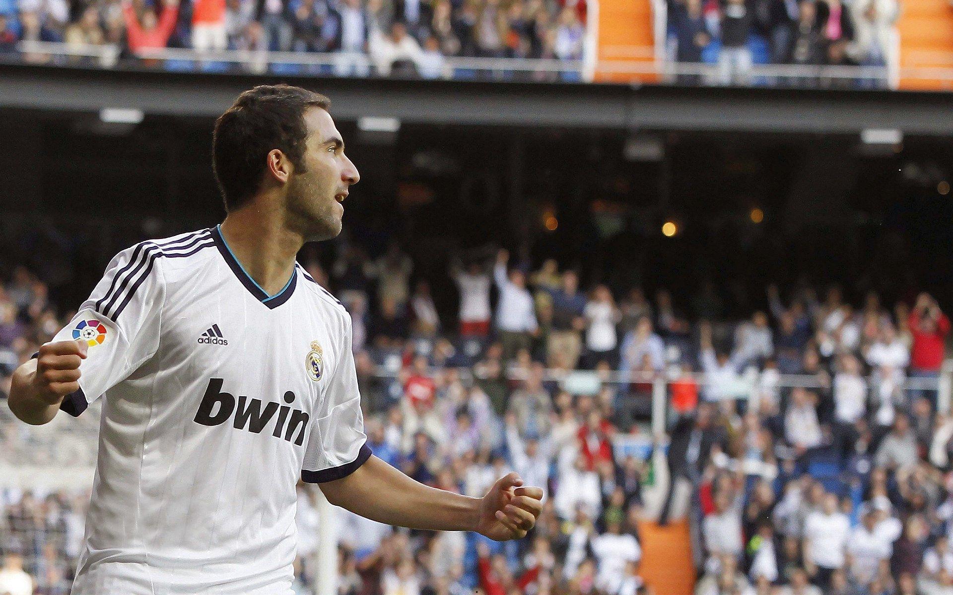 富勒姆憾负关键战,英超争冠格局再添悬念