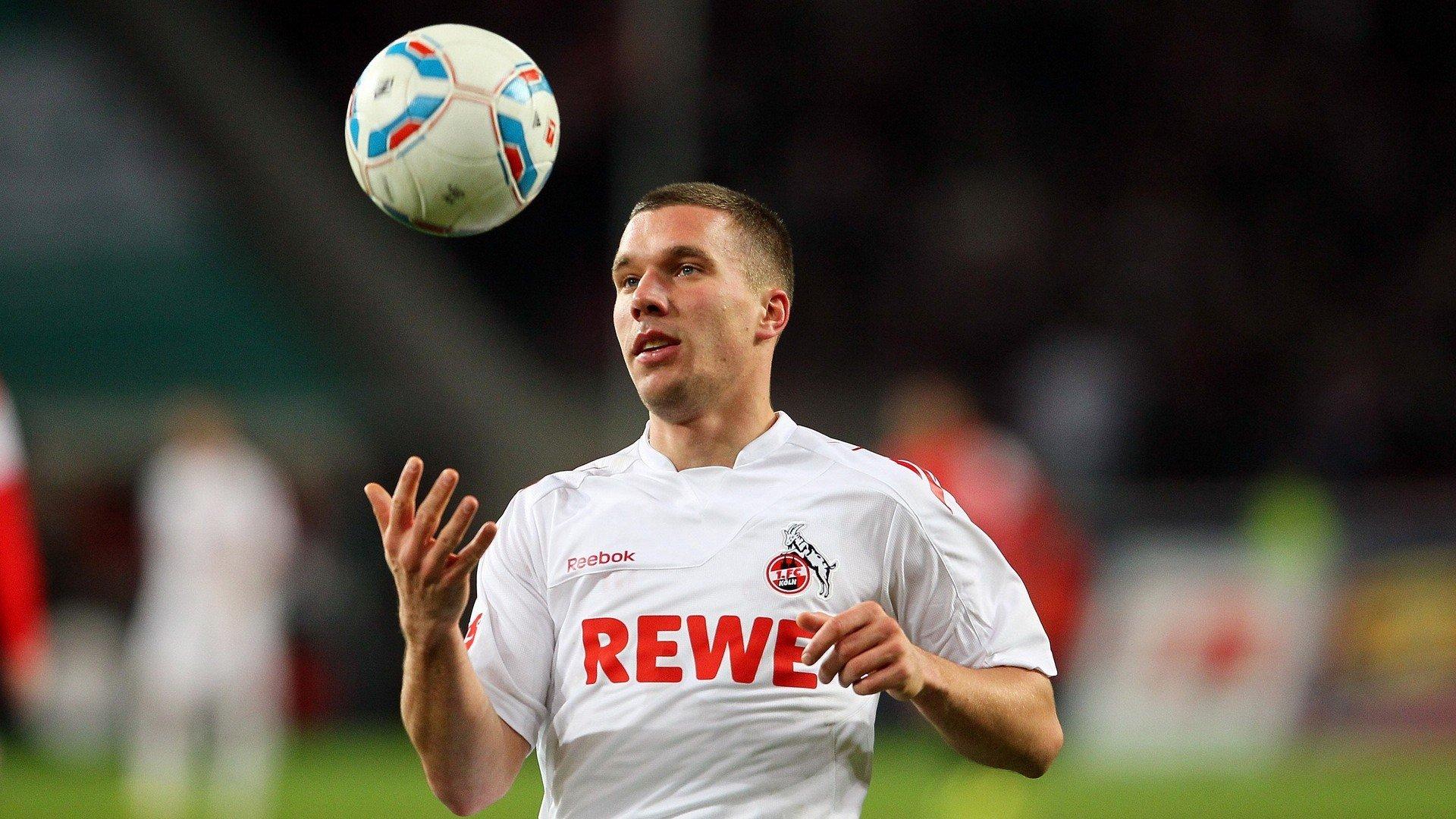 传奇谢幕！足球巨星李明举行感人退役仪式