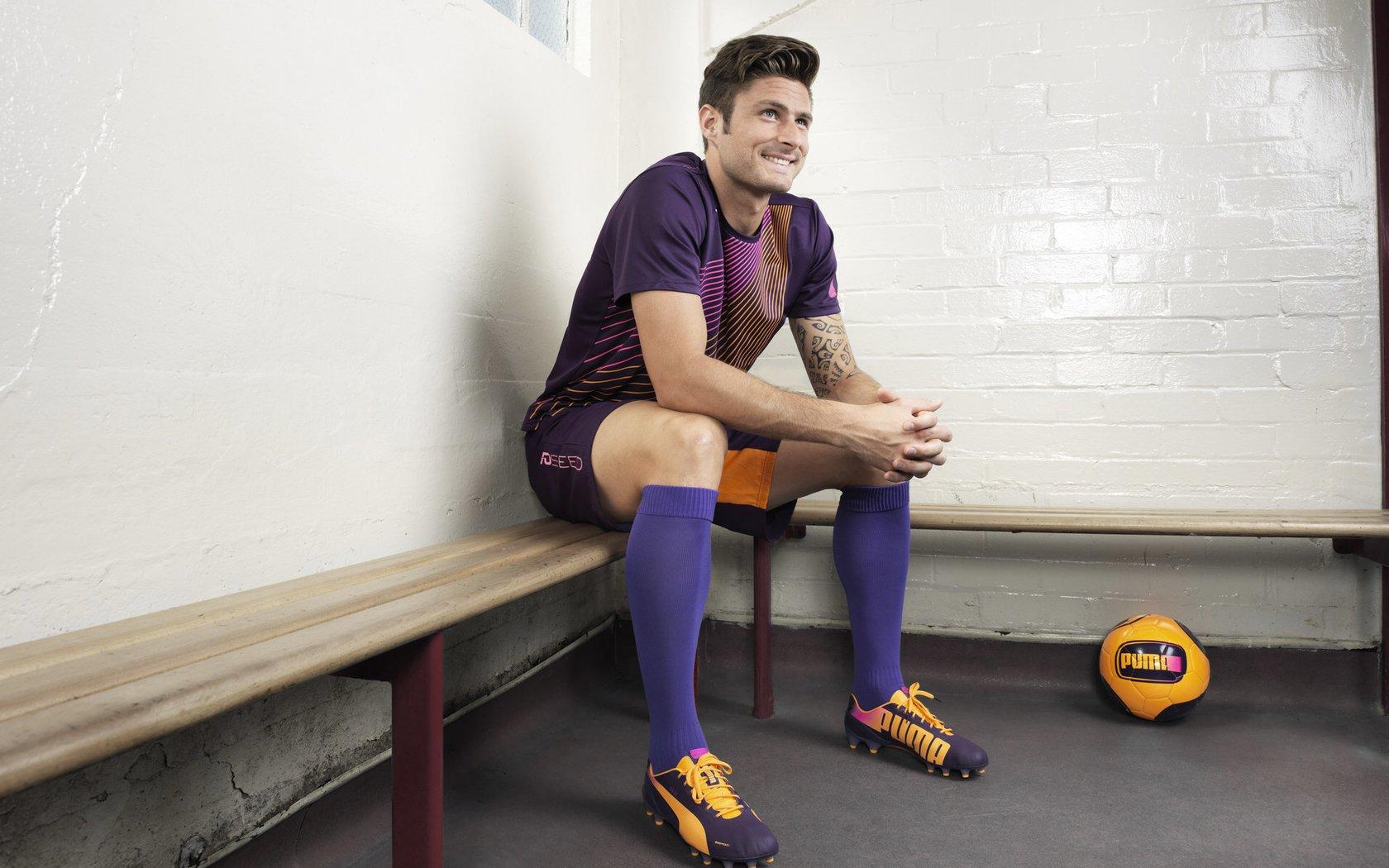 CBA季后赛激战正酣 辽宁队力克广东队挺进总决赛